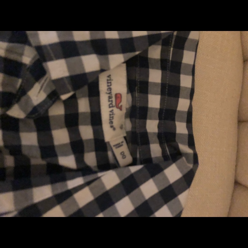Vineyard Vines button down